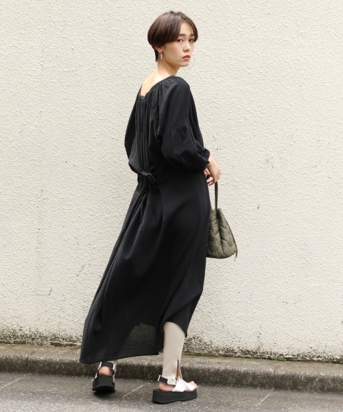 LOWRYS FARM（ローリーズファーム）の「コットンレースアップワンピ　803021（ワンピース・レディース・オフホワイト/ブラック/グリーン/ブラウン・FREE）」の20枚目の写真