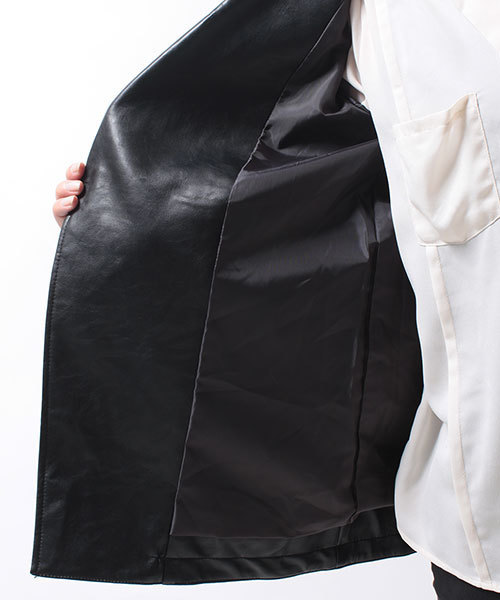 NANO universe（ナノユニバース）の「BARK TANNAGE/Fレザーライダース