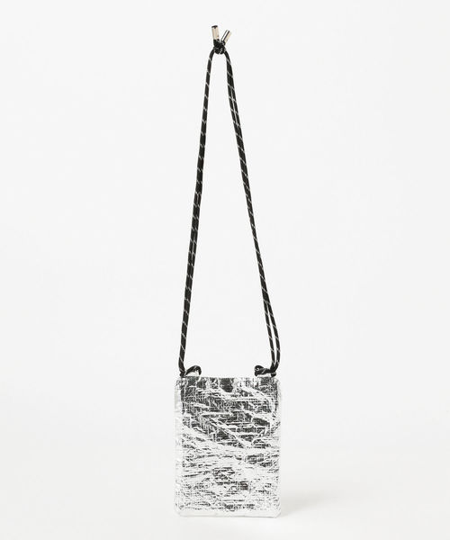 Ray BEAMS（レイビームス）の「CONTROL FREAK × Ray BEAMS / 別注 シート サコッシュ（ショルダーバッグ・レディース・ホワイト/シルバー・ONE SIZE）」の10枚目の写真