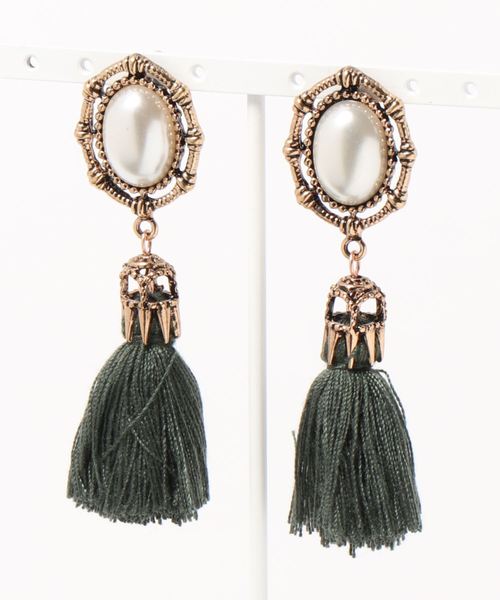 apres jour(アプレジュール)の「【apres jour×ARIAZ】ヴィンテージタッセルパールピアス(ピアス(両耳用)・レディース・ホワイト/ブラック/オレンジ/ライトグレー/グリーン・FREE)」の4枚目の写真