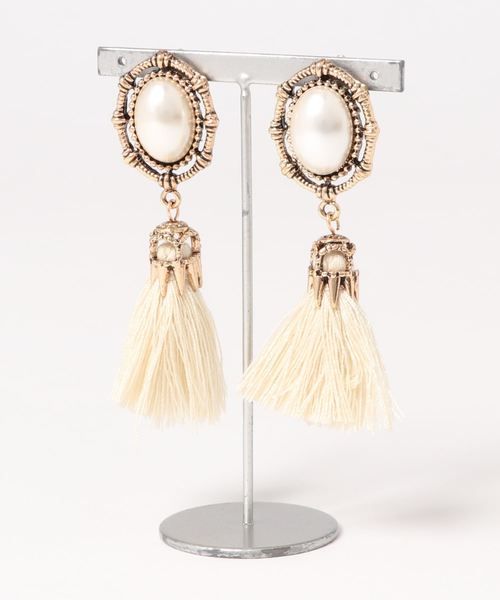 apres jour(アプレジュール)の「【apres jour×ARIAZ】ヴィンテージタッセルパールピアス(ピアス(両耳用)・レディース・ホワイト/ブラック/オレンジ/ライトグレー/グリーン・FREE)」の8枚目の写真