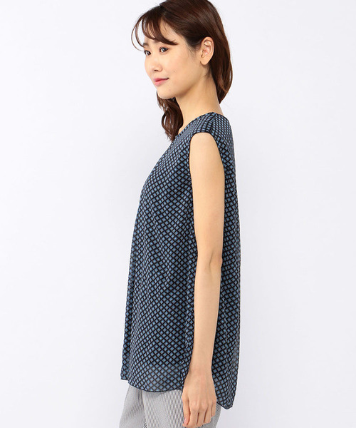 A/C DESIGN BY ALPHA CUBIC（エーシーデザインバイアルファキュービック）の「タックチュニック（Tシャツ/カットソー・レディース・ブラック/ブルー/グリーン・M size/L size）」の4枚目の写真