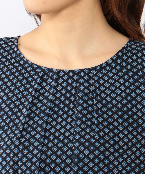 A/C DESIGN BY ALPHA CUBIC（エーシーデザインバイアルファキュービック）の「タックチュニック（Tシャツ/カットソー・レディース・ブラック/ブルー/グリーン・M size/L size）」の5枚目の写真