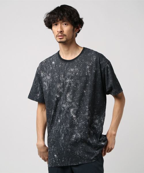 Hurley (ハーレー)の「M DF HARVEY CASBAH SS / ハーレー プリントTシャツ ユニセックス(Tシャツ/カットソー・メンズ・ブラック/ピンク・SMALL/MEDIUM/LARGE)」の1枚目の写真