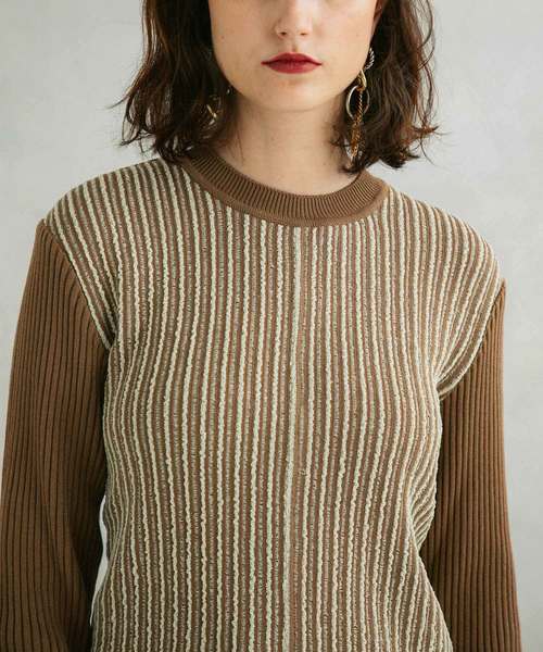 UNITED TOKYO（ユナイテッドトウキョウ）の「ストライプジャガードニット（ニット/セーター・レディース・ブラック/ベージュ/レッド・1）」の7枚目の写真