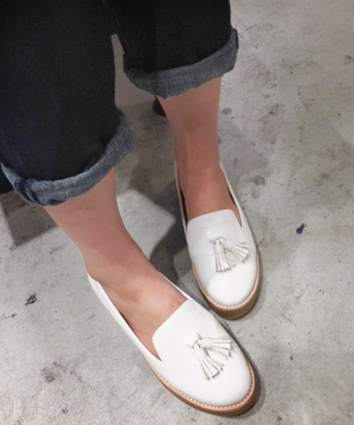 CIAOPANIC TYPY(チャオパニックティピー)の「厚底タッセルシューズ(パンプス・レディース・ネイビー/グレー/ホワイト・36/37/38)」の1枚目の写真