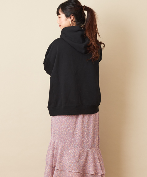 natural couture（ナチュラルクチュール）の「裏毛ゆったりパーカー（スウェット・レディース・ブラック/ベージュ/ブラウン/ボルドー/ラベンダー/グレイッシュベージュ・FREE）」の8枚目の写真