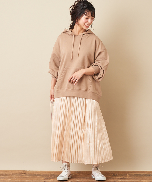 natural couture（ナチュラルクチュール）の「裏毛ゆったりパーカー（スウェット・レディース・ブラック/ベージュ/ブラウン/ボルドー/ラベンダー/グレイッシュベージュ・FREE）」の12枚目の写真