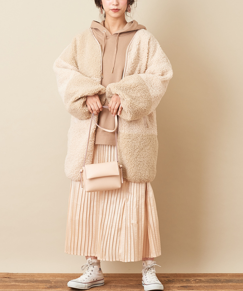 natural couture（ナチュラルクチュール）の「裏毛ゆったりパーカー（スウェット・レディース・ブラック/ベージュ/ブラウン/ボルドー/ラベンダー/グレイッシュベージュ・FREE）」の15枚目の写真