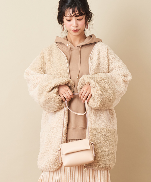 natural couture（ナチュラルクチュール）の「裏毛ゆったりパーカー（スウェット・レディース・ブラック/ベージュ/ブラウン/ボルドー/ラベンダー/グレイッシュベージュ・FREE）」の16枚目の写真