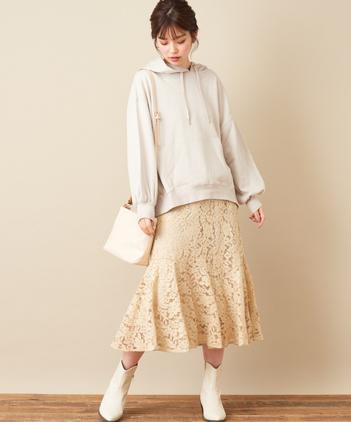 natural couture（ナチュラルクチュール）の「裏毛ゆったりパーカー（スウェット・レディース・ブラック/ベージュ/ブラウン/ボルドー/ラベンダー/グレイッシュベージュ・FREE）」の17枚目の写真