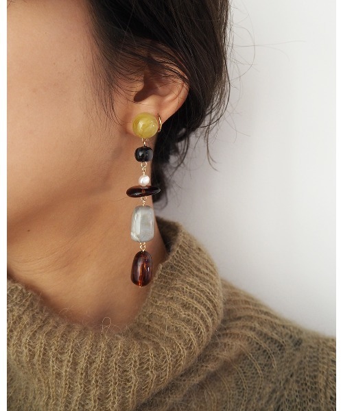 TODAYFUL（トゥデイフル）の「ミックスストーンピアス（ピアス（両耳用）・レディース・マルチ・FREE）」の4枚目の写真