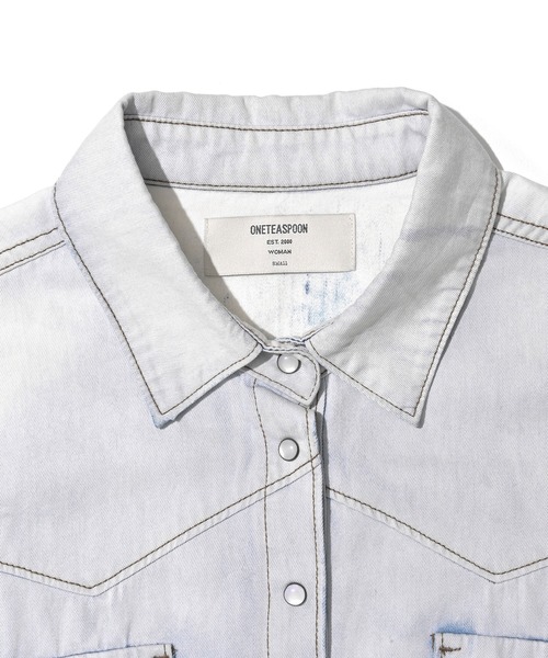 One Tea spoon(ワンティースプーン)の「ONETEASPOON × JACK & MARIE DENIM SHIRT (ワンティースプーン ジャックアンドマリー デニムシャツ)(シャツ/ブラウス・レディース・ライトブルー・FREE)」の9枚目の写真