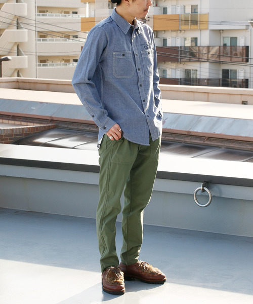 And A（アンドエー）の「AVIREX アヴィレックス TB L/S PINUP CHAMBRAY SH  ピンナップガール シャツ 長袖シャツ 6105096（シャツ/ブラウス・メンズ・ホワイト/インディゴブルー・LARGE/X-LARGE/XX-LARGE/MEDIUM）」の10枚目の写真