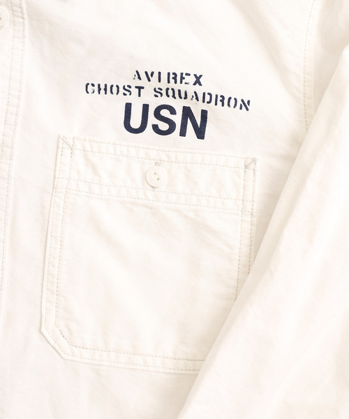 And A（アンドエー）の「AVIREX アヴィレックス TB L/S PINUP CHAMBRAY SH  ピンナップガール シャツ 長袖シャツ 6105096（シャツ/ブラウス・メンズ・ホワイト/インディゴブルー・LARGE/X-LARGE/XX-LARGE/MEDIUM）」の21枚目の写真