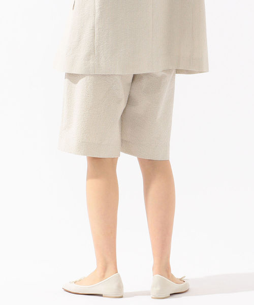 SHIPS(シップス)の「PrimaryNavyLabel:サッカーストライプハーフパンツ(その他パンツ・レディース・ベージュ・38/36)」の15枚目の写真