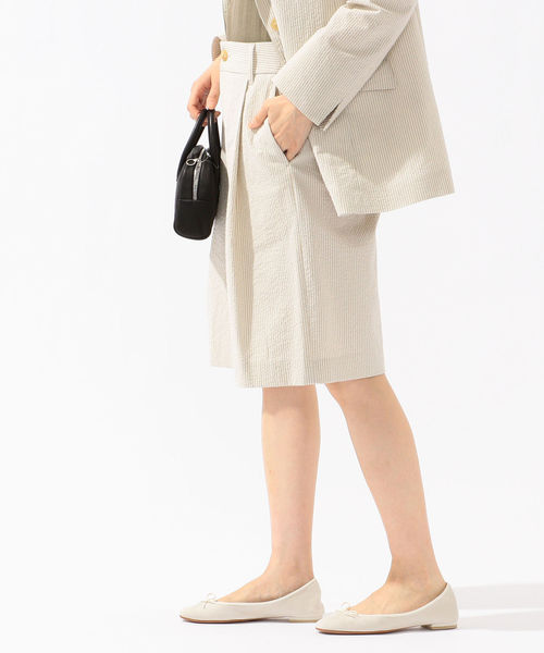 SHIPS(シップス)の「PrimaryNavyLabel:サッカーストライプハーフパンツ(その他パンツ・レディース・ベージュ・38/36)」の16枚目の写真