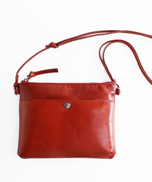 Mia Borsa（ミアボルサ）の「[Mia Borsa]牛革レザーショルダーバッグサコッシュ（ショルダーバッグ・レディース・ブラック/ベージュ/レッド/ブルー/キャメル・FREE）」の9枚目の写真