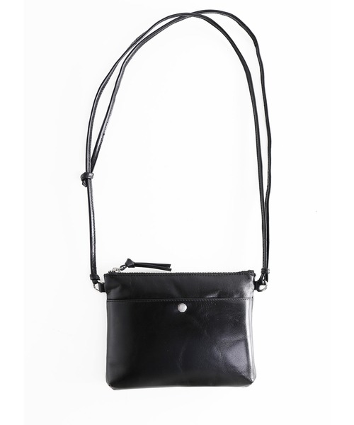 Mia Borsa（ミアボルサ）の「[Mia Borsa]牛革レザーショルダーバッグサコッシュ（ショルダーバッグ・レディース・ブラック/ベージュ/レッド/ブルー/キャメル・FREE）」の11枚目の写真
