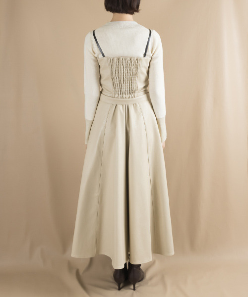 RANDA（ランダ）の「フェイクレザーキャミワンピース（ワンピース・レディース・ブラウン/グリーン/クリーム/ベージュ・1/0）」の21枚目の写真