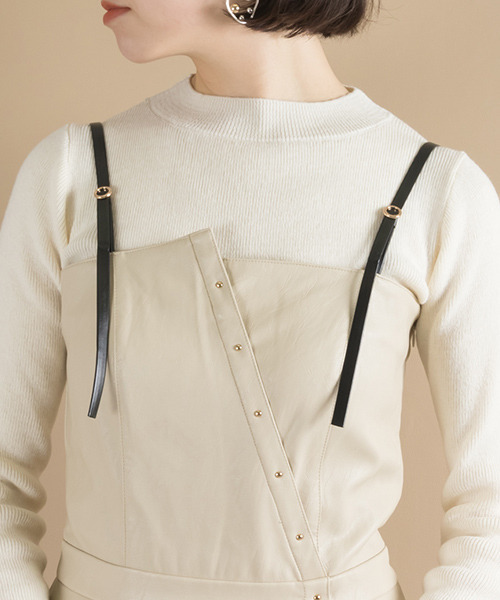 RANDA（ランダ）の「フェイクレザーキャミワンピース（ワンピース・レディース・ブラウン/グリーン/クリーム/ベージュ・1/0）」の10枚目の写真