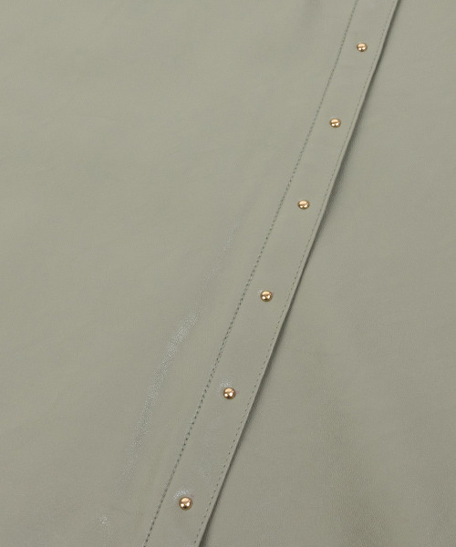 RANDA（ランダ）の「フェイクレザーキャミワンピース（ワンピース・レディース・ブラウン/グリーン/クリーム/ベージュ・1/0）」の14枚目の写真