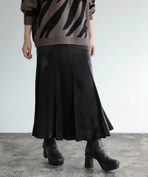 PAGEBOY（ページボーイ）の「シャイニーツイルマーメイドスカート（スカート・レディース・モカ/イエロー系その他/ブラック・FREE）」の4枚目の写真