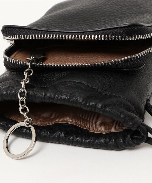 Beau're（ヴュレ）の「BEAURE ヴュレ カウレザー スマホ 巾着 ショルダー（ショルダーバッグ・レディース・ブラック/オリーブ/ベージュ/グレー/ホワイト/オレンジ/パープル/サックスブルー・FREE/SMALL）」の15枚目の写真