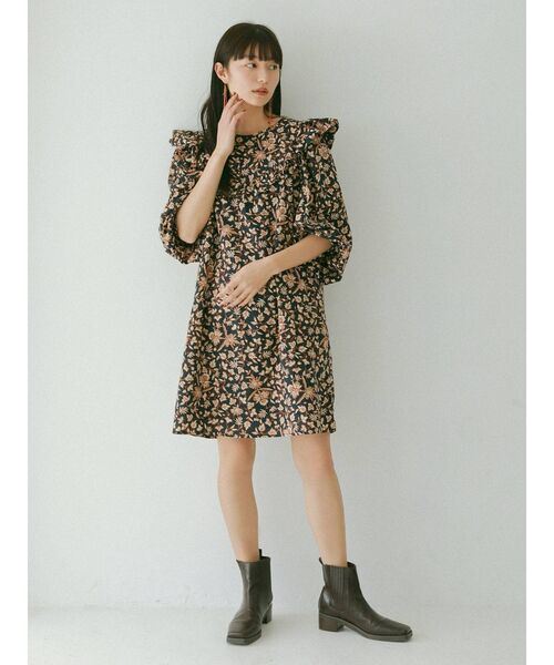 【美品】 Ungrid ボタニカル 花柄 ショルダーデザイン ミニワンピース Ungrid ボタニカルショルダーデザインミニワンピース