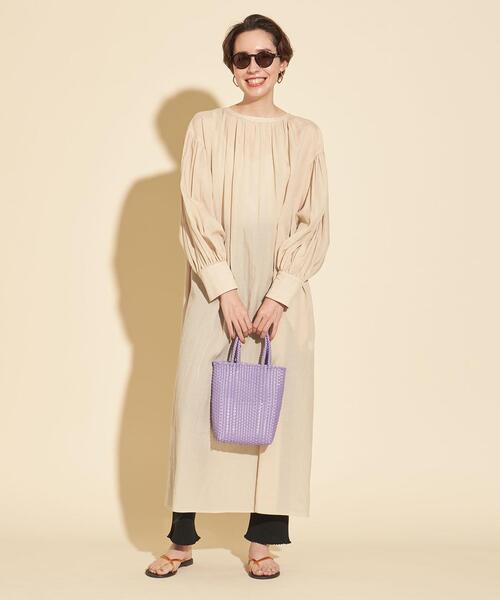 BEAUTY&YOUTH UNITED ARROWS（ビューティーアンドユースユナイテッドアローズ）の「【WEB限定】by∴ ボリュームスリーブマキシワンピース -2WAY/ウォッシャブル-（シャツワンピース・レディース・ブラック/ベージュ/ピンク・FREE）」の3枚目の写真