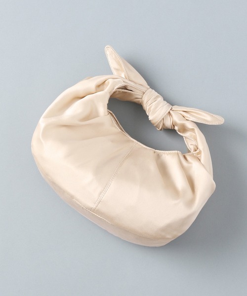 e/rm（イーアールエム）の「【e/rm】Silk100ギャザーバッグ　949060（ハンドバッグ・レディース・ブラック/ベージュ/ライトブルー・FREE）」の3枚目の写真