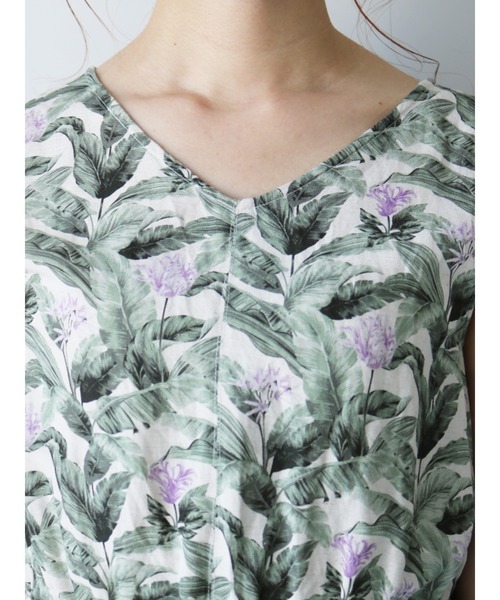 Te chichi CLASSIC(テチチクラシック)の「ボタニカルプリントロングワンピース(ワンピース・レディース・ベージュ/ブラック・フリ-)」の3枚目の写真