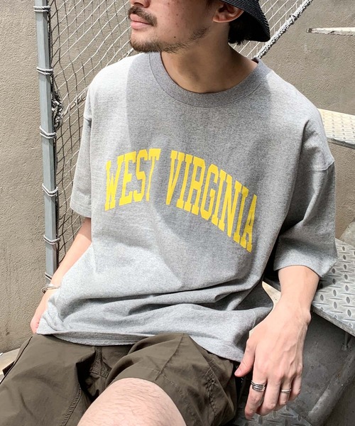 CIAOPANIC TYPY（チャオパニックティピー）の「【ZOZOTOWN限定】WESTVIRGINIAカレッジロゴユニセックスTee（Tシャツ/カットソー・メンズ・チャコールグレー/ホワイト系その他/ネイビー/グレー/サックスブルー・MEDIUM/SMALL/LARGE）」の3枚目の写真