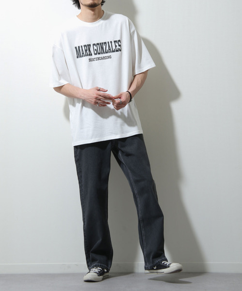 Mark Gonzales（マーク・ゴンザレス）の「【Mark Gonzales/マークゴンザレス】【別注】 90'sカレッジロゴ半袖Tシャツ（Tシャツ/カットソー・メンズ・グレイッシュベージュ/ブラック/ホワイト/オートミール/ネイビー・LARGE/X-LARGE/MEDIUM）」の20枚目の写真