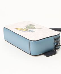 COACHキラ クロスボディシグネチャー キャンバス／レキシー プレイ／日本限定 COACH（コーチ）の「【日本限定】キラ クロスボディ