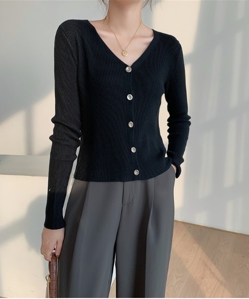 yuue' ( wear )（ユーイ）の「シンプルカーディガンニット（ニット/セーター・レディース・ブラック/ベージュ/アイボリー・FREE）」の9枚目の写真