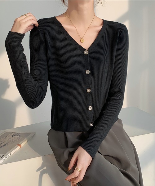 yuue' ( wear )（ユーイ）の「シンプルカーディガンニット（ニット/セーター・レディース・ブラック/ベージュ/アイボリー・FREE）」の12枚目の写真
