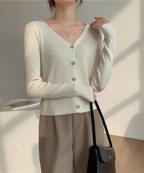 yuue' ( wear )（ユーイ）の「シンプルカーディガンニット（ニット/セーター・レディース・ブラック/ベージュ/アイボリー・FREE）」の16枚目の写真