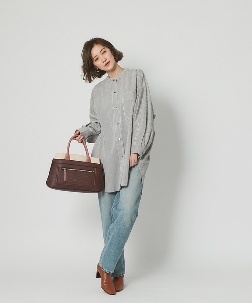 RIVE DROITE（リヴドロワ）の「ギャザーデザインが目を引く　ヨークギャザーシャツ（シャツ/ブラウス・レディース・オフホワイト・FREE）」の5枚目の写真