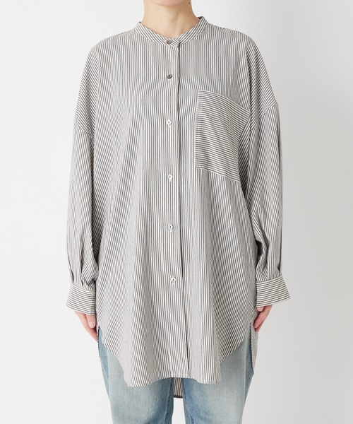 RIVE DROITE（リヴドロワ）の「ギャザーデザインが目を引く　ヨークギャザーシャツ（シャツ/ブラウス・レディース・オフホワイト・FREE）」の10枚目の写真