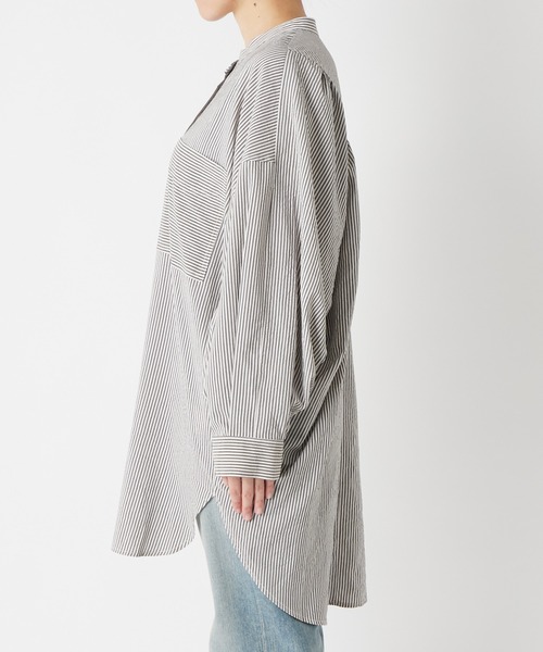 RIVE DROITE（リヴドロワ）の「ギャザーデザインが目を引く　ヨークギャザーシャツ（シャツ/ブラウス・レディース・オフホワイト・FREE）」の11枚目の写真