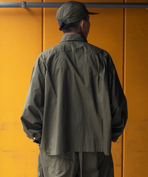 kutir（クティール）の「ワイドレングスビッグシャツ（シャツ/ブラウス・メンズ・ネイビー/カーキ・MEDIUM/LARGE）」の7枚目の写真