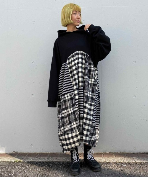 Candy Stripper（キャンディストリッパー）の「CND JOIN UP HOODIE ワンピース（ワンピース・レディース・グリーン/ブラック・2）」の5枚目の写真