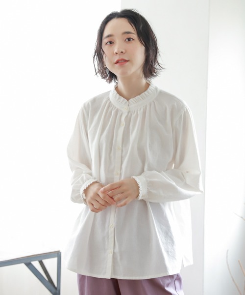 studio CLIP（スタディオクリップ）の「シングルガーゼフリルスタンドブラウス（シャツ/ブラウス・レディース・その他1/その他5/オフホワイト/その他4/その他3/その他2/その他7/その他6/その他8・LARGE/MEDIUM/X-LARGE/XX-LARGE/XXX-LARGE）」の2枚目の写真