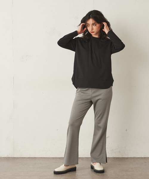 Lui's（ルイス）の「裾切替デザインロングスリーブトップス（Tシャツ/カットソー・レディース・オフホワイト/ブラック/カーキ/ボルドー・FREE）」の9枚目の写真