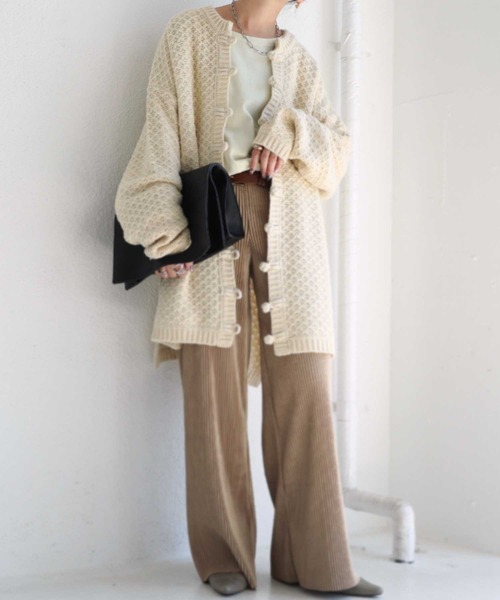 antiqua（アンティカ）の「×即こなれ。チャイナニットカーデ（ニット/セーター・レディース・オフホワイト/モカ/ブラック系その他・FREE）」の4枚目の写真