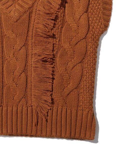 Levi's(リーバイス)の「LEVI'S(R) MADE & CRAFTED(R) ニットベスト CARAMEL CAFE(ベスト・レディース・マルチ・M/XS/S)」の5枚目の写真