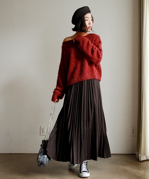 feepur（フェピュール）の「サテンプリーツロングスカート（スカート・レディース・ブラック/グレー系その他/ブラウン/オリーブ・MEDIUM）」の15枚目の写真