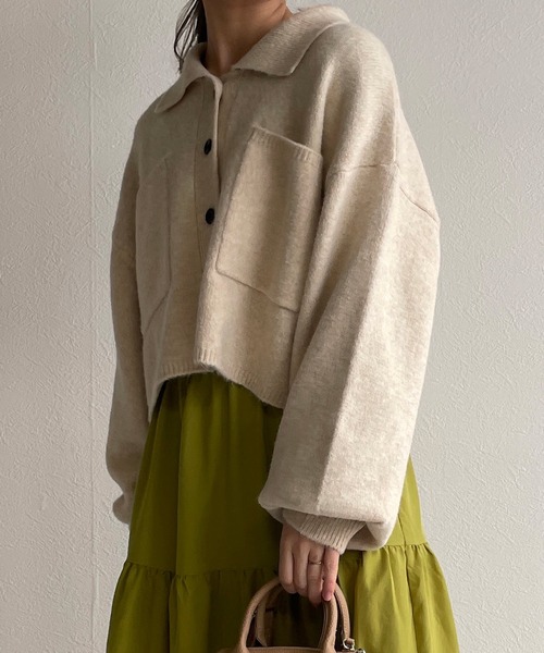 w closet（ダブルクローゼット）の「襟付きビックポケットショートカーディガン（カーディガン/ボレロ・レディース・レッド/ライム/ダークブラウン系1/キナリ/イエロー・FREE）」の13枚目の写真