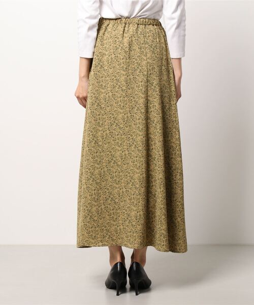 Lugnoncure（ルノンキュール）の「枝葉柄マーメイドギャザースカート（スカート・レディース・ブラック/イエロー/ブルー・ﾌﾘ-）」の5枚目の写真